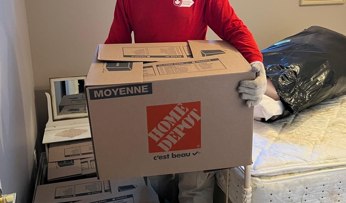 How to Pack Fragile Items Safely for Long Distance Moving