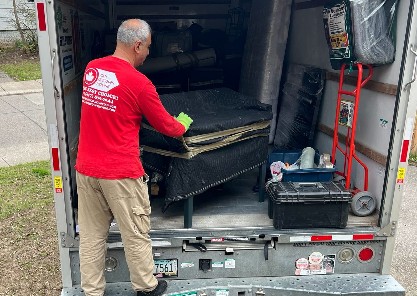 moving services across Ontario, Toronto people moving to long distance location